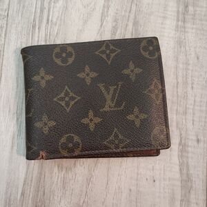 Authentic Louis Vuitton Multiple Wallet Monogram Canvas